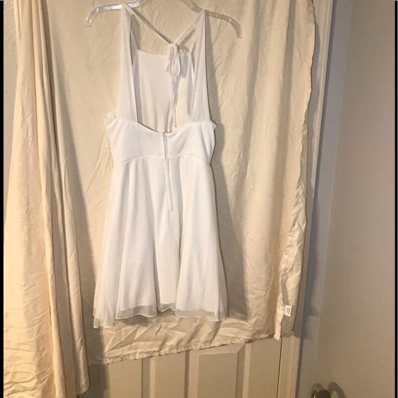 White formal/semi formal dress - Picture 2 of 4